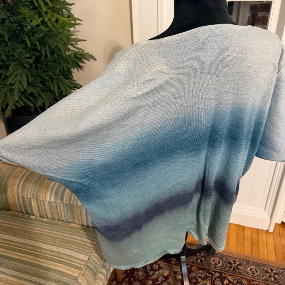 Peruvian Connection Blue Gradient Short Sleeve Top - Picture 4 of 7